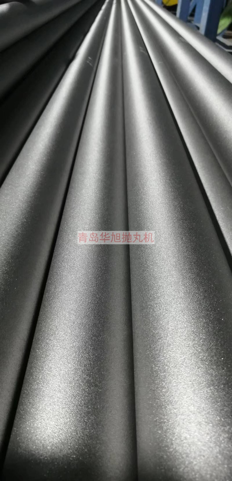 经过抛丸机抛丸后的钢管效果